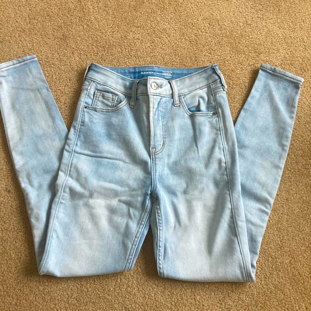 Women’s size 2 blue high-rise rockstar skinny jeans